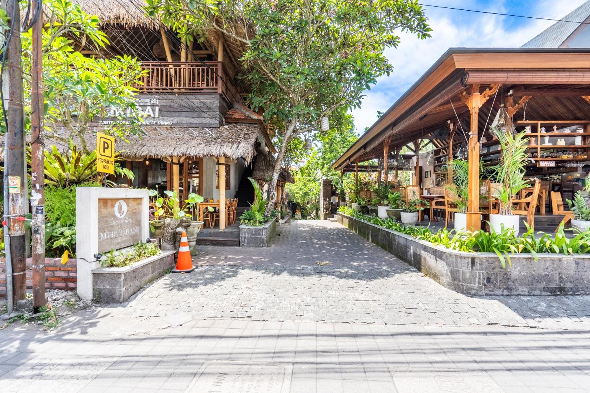 Meruhdani Boutique Hotel Ubud Exterior photo